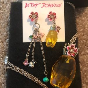 Betsy Johnson Ear Ring and Necklace Set